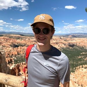 Meet your Posher, Jonathan